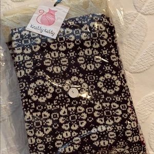 Knitty Kitty NWT purple floral flower leggings Sm